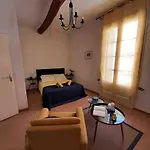 Casa de Férias Historic French Townhouse *