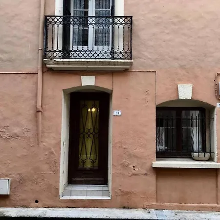 Сasa de vacaciones Historic French Townhouse