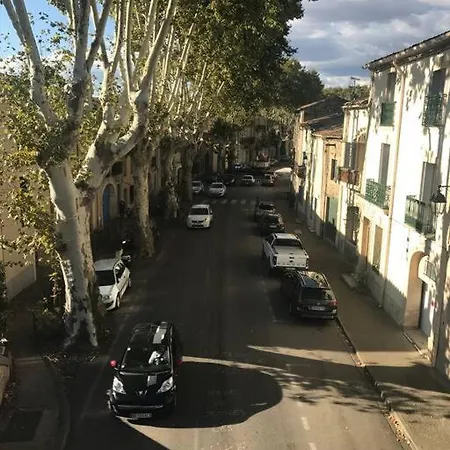 Historic French Townhouse 펜션 *