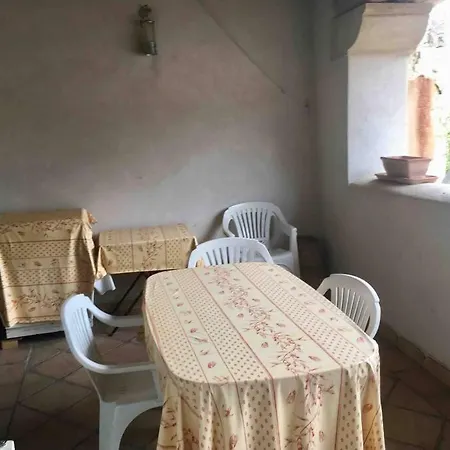 Historic French Townhouse Saint-Thibéry